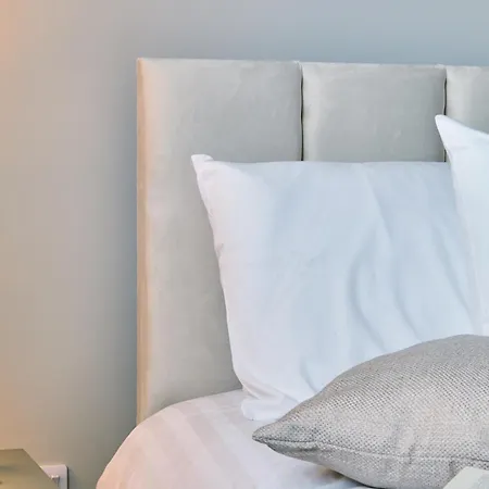 度假居 Cosy Nook - 3 Bedroom Retreat With Private Garden, Parking And Media 利兹
