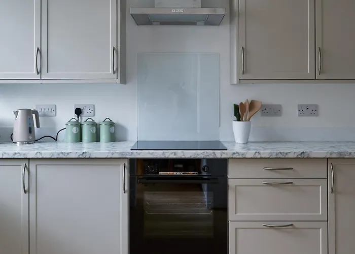 Cosy Nook - 3 Bedroom Retreat With Private Garden, Parking And Media 度假居 *